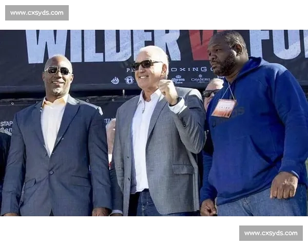 霍利菲尔德与刘易斯世纪重量级拳坛巅峰对决全景回顾传奇恩怨历史意义解析